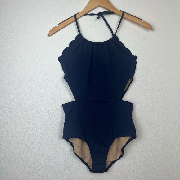 Old Navy Textured Scallop-Edged Cutout Swimsuit for Girls size XXL(16) - Picture 1 of 4